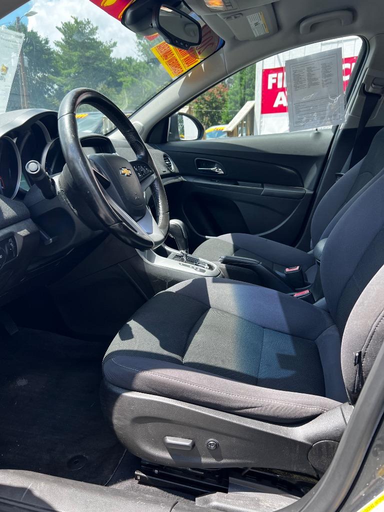 2013 Chevrolet Cruze - $6,799