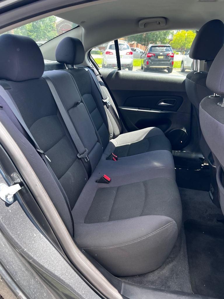 2013 Chevrolet Cruze - $6,799