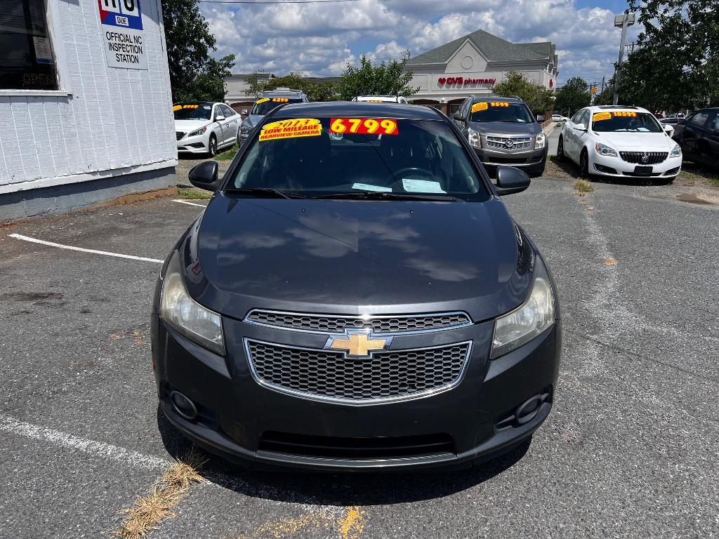 2013 Chevrolet Cruze - $6,799