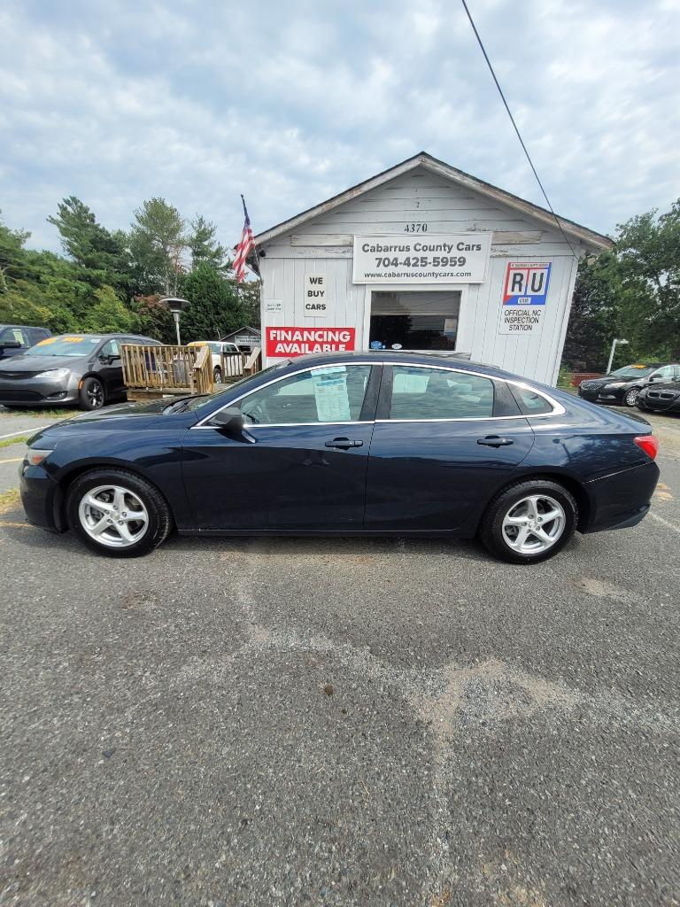 2016 Chevrolet Malibu - $8,499