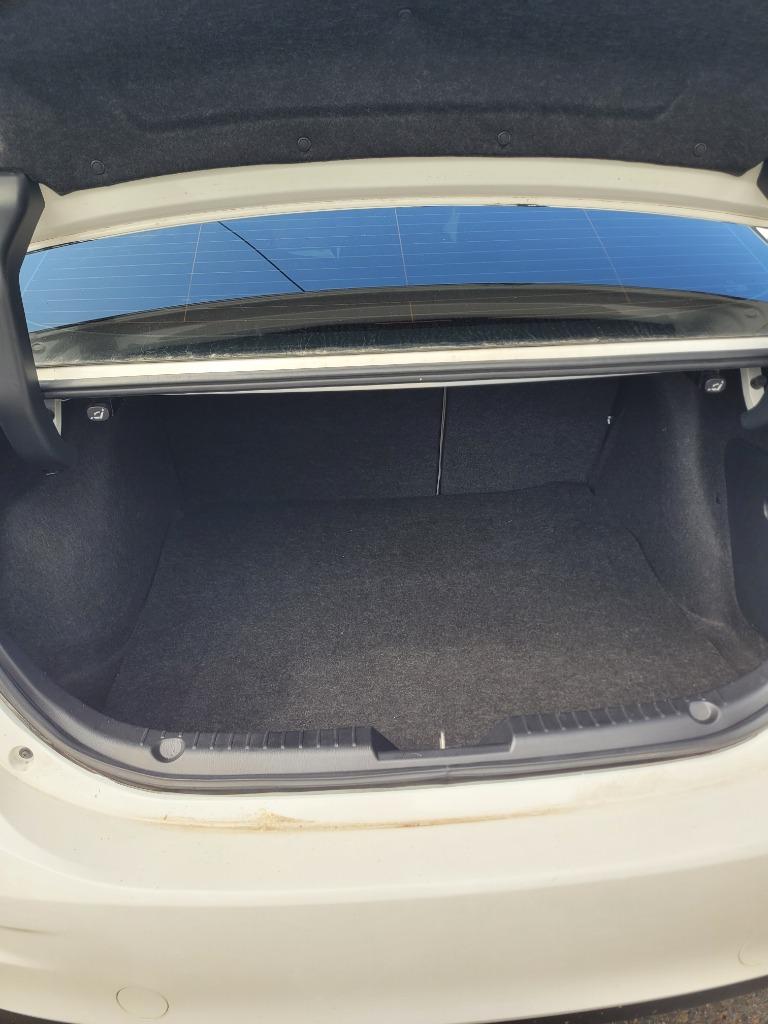 2018 MAZDA MAZDA3 - $10,999