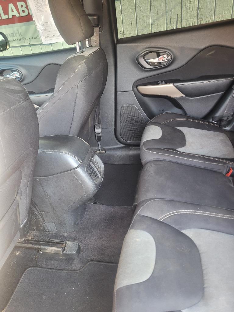 2018 Jeep Cherokee - $7,999