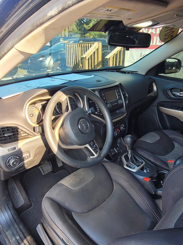 2018 Jeep Cherokee - $7,999