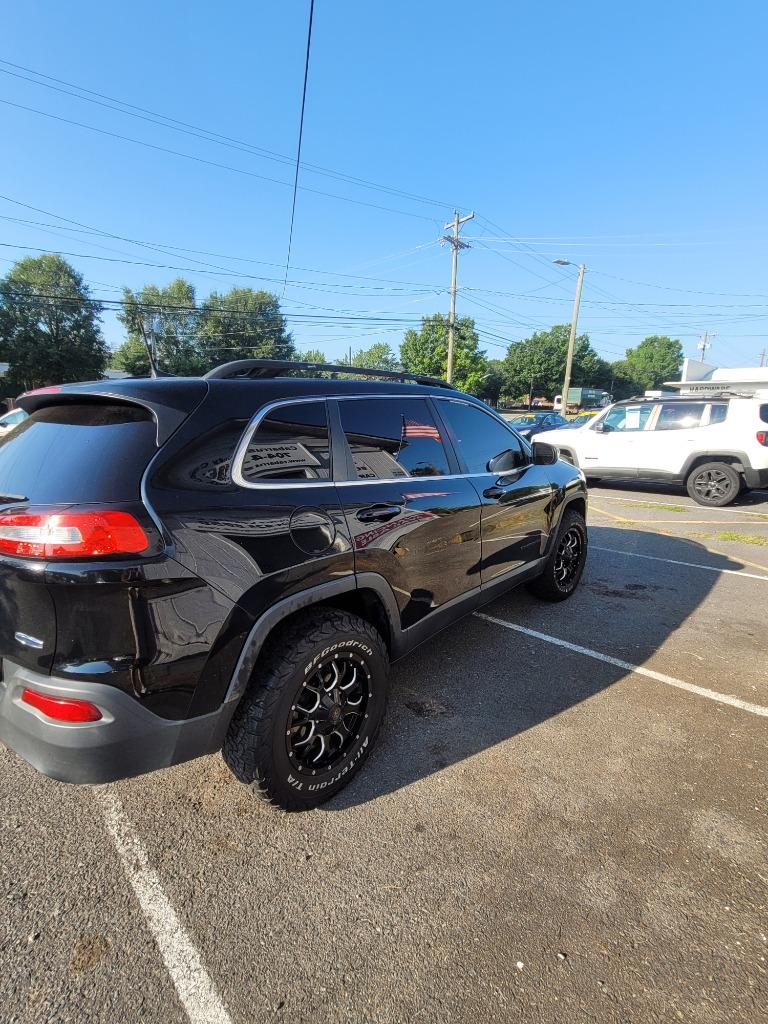 2018 Jeep Cherokee - $7,999