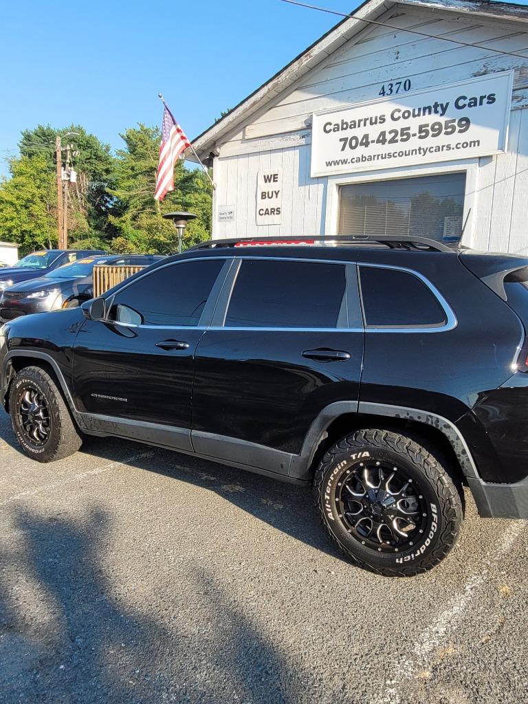2018 Jeep Cherokee - $7,999