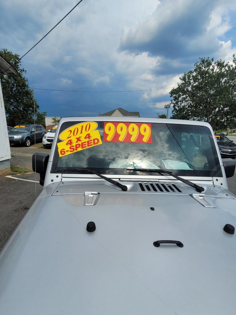 2010 Jeep Wrangler - $9,999