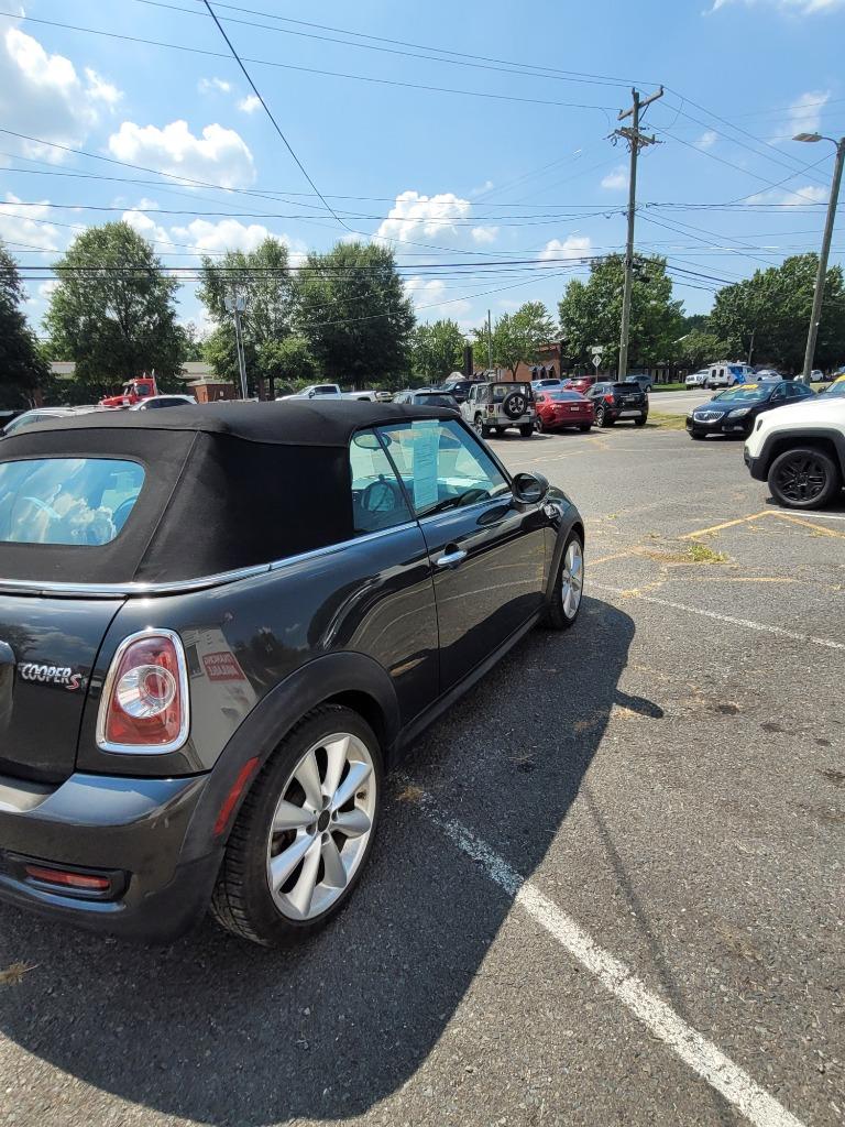 2011 MINI Cooper - $5,999