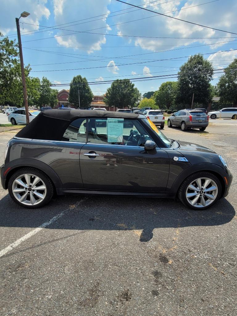 2011 MINI Cooper - $5,999