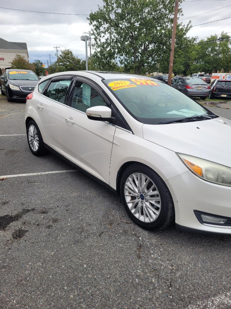 2015 Ford Focus - $5,999