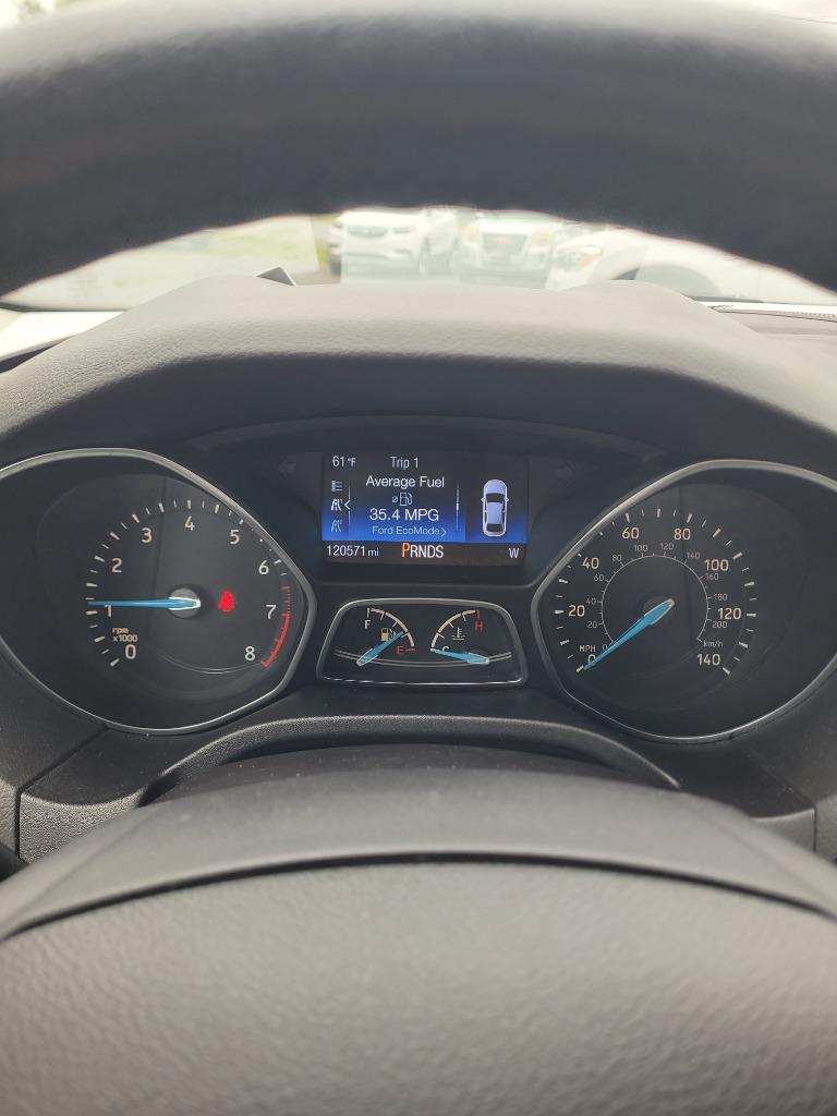 2015 Ford Focus - $5,999