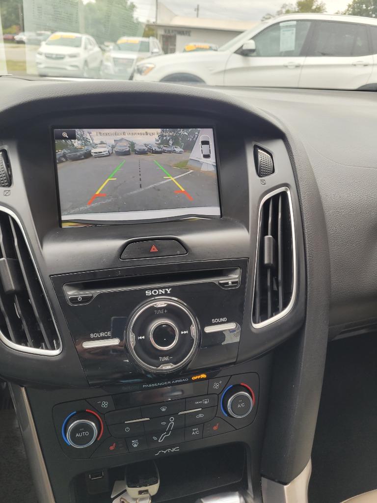 2015 Ford Focus - $5,999