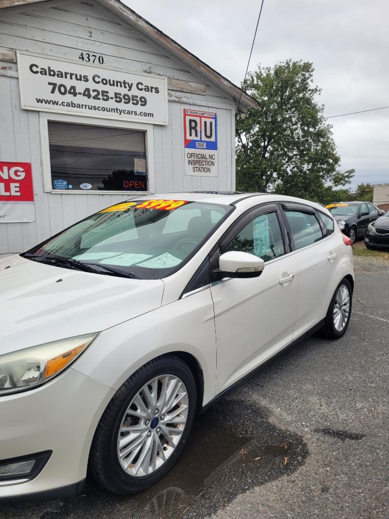 2015 Ford Focus - $5,999