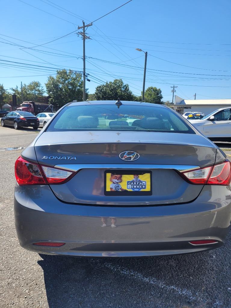 2013 Hyundai Sonata - $5,999