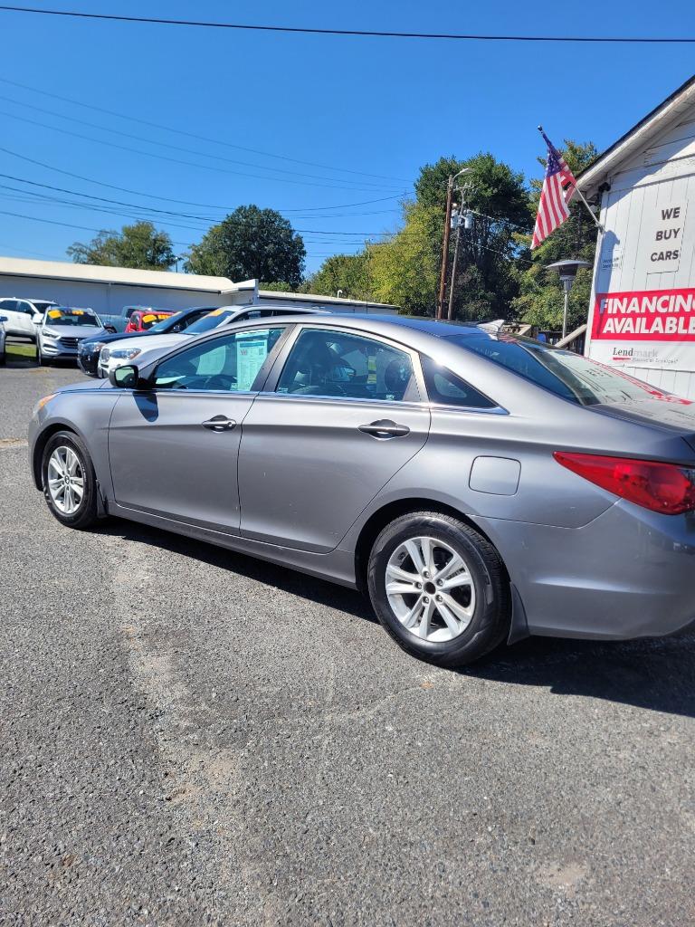 2013 Hyundai Sonata - $5,999