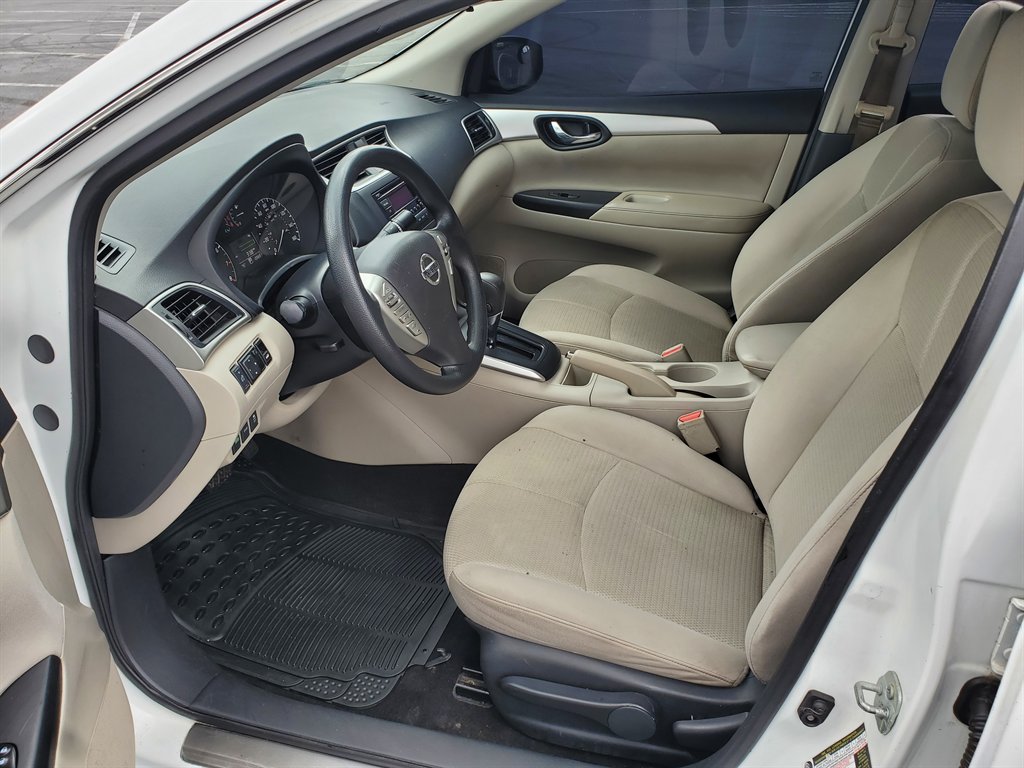 2016 Nissan Sentra - $8,499