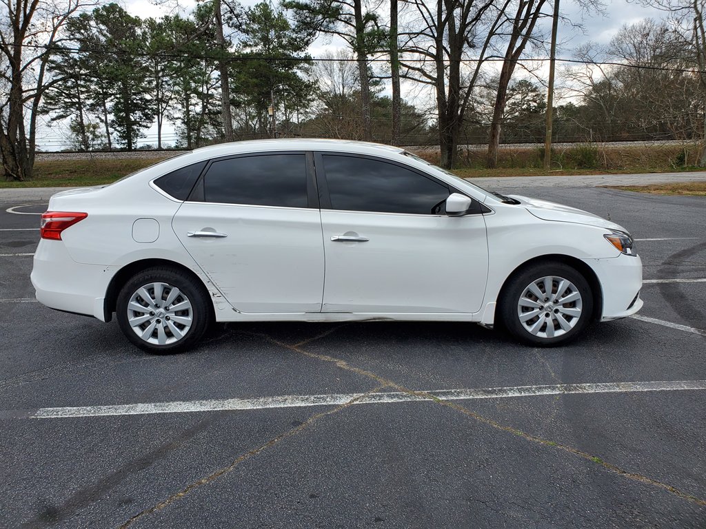 2016 Nissan Sentra - $8,499