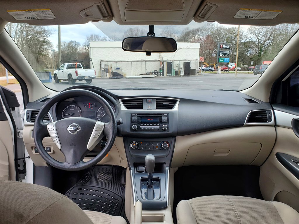 2016 Nissan Sentra - $8,499
