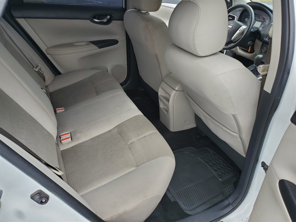 2016 Nissan Sentra - $8,499