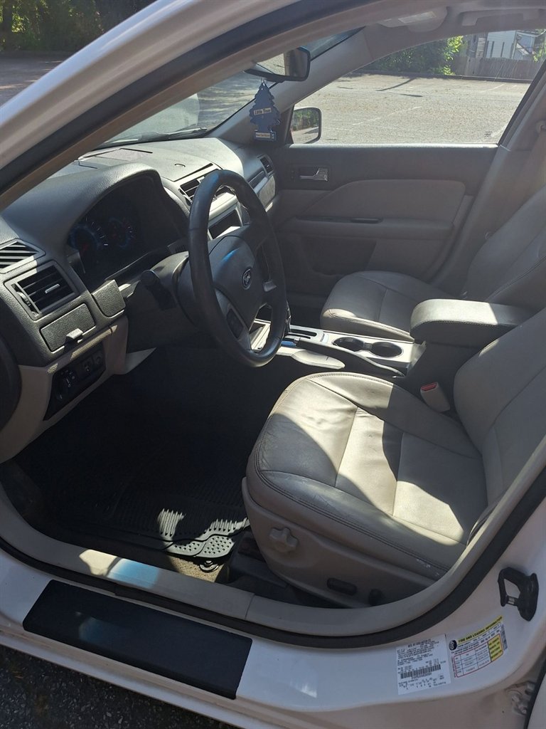 2011 Ford Fusion Sport photo