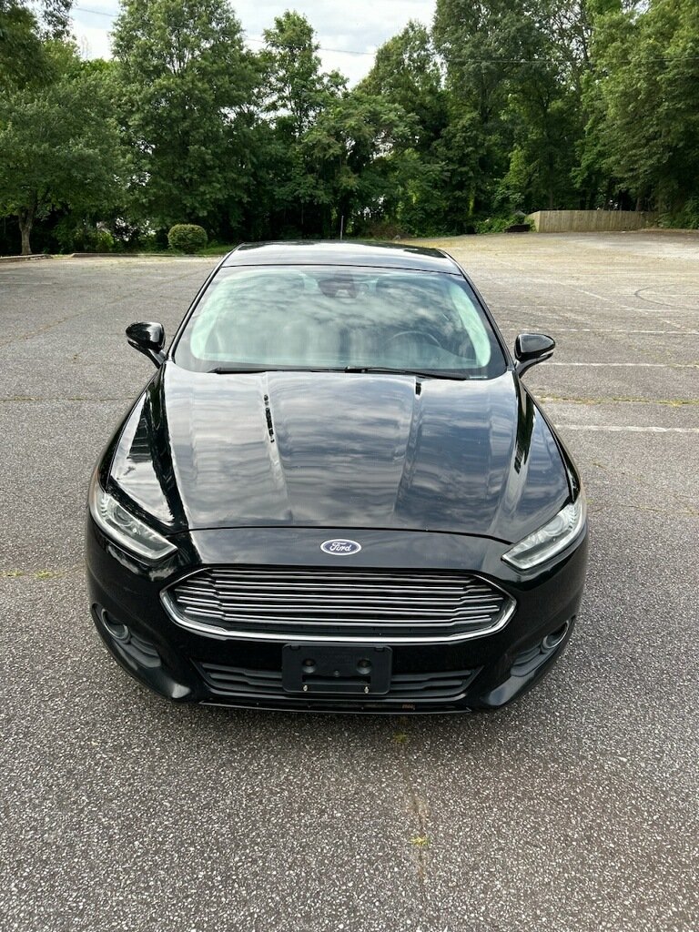 2016 Ford Fusion SE photo