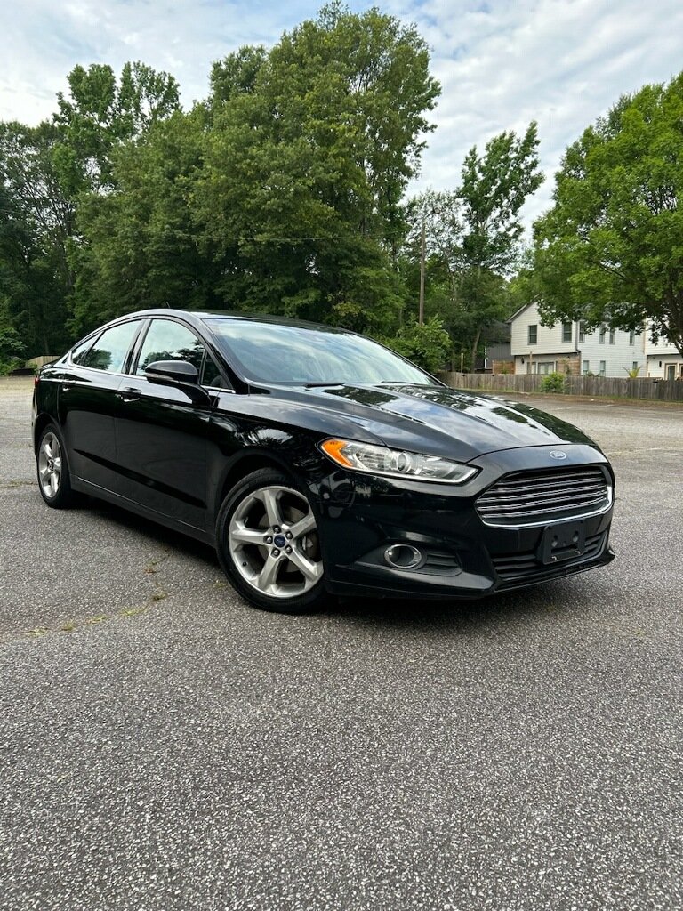 2016 Ford Fusion SE photo