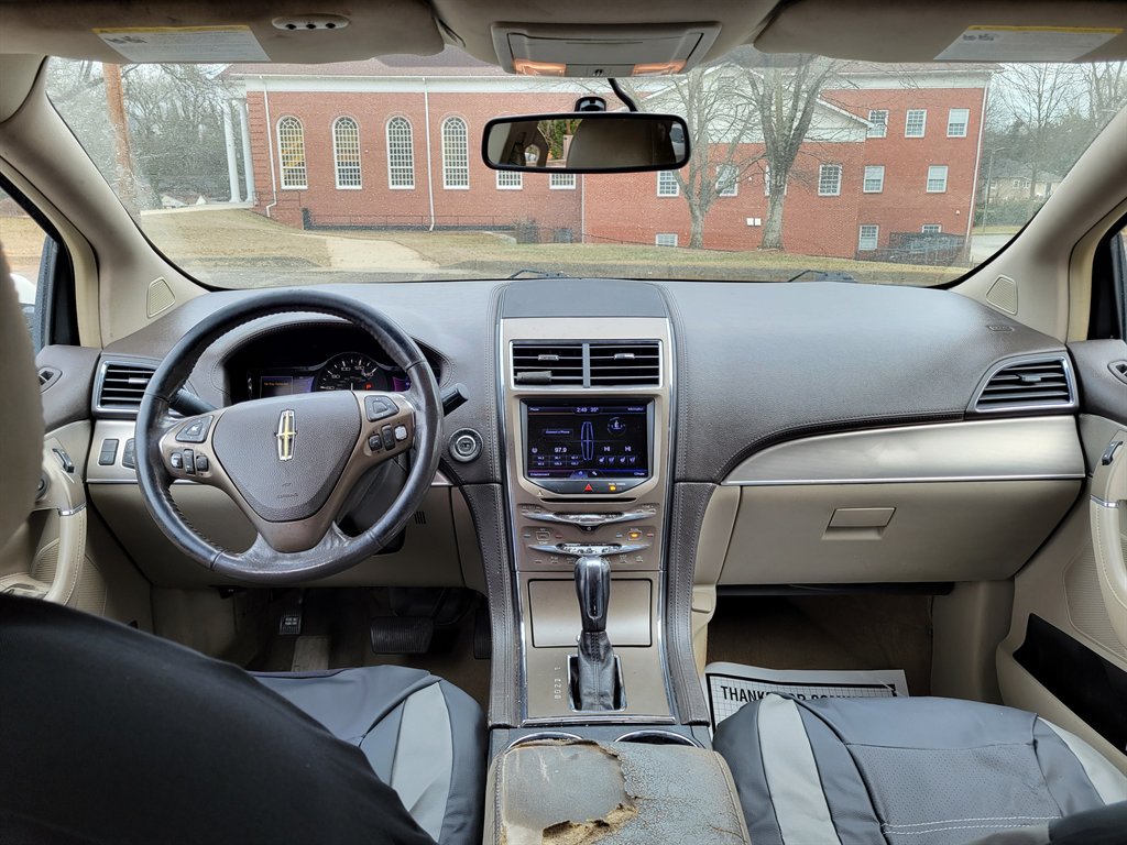 2013 Lincoln MKX photo