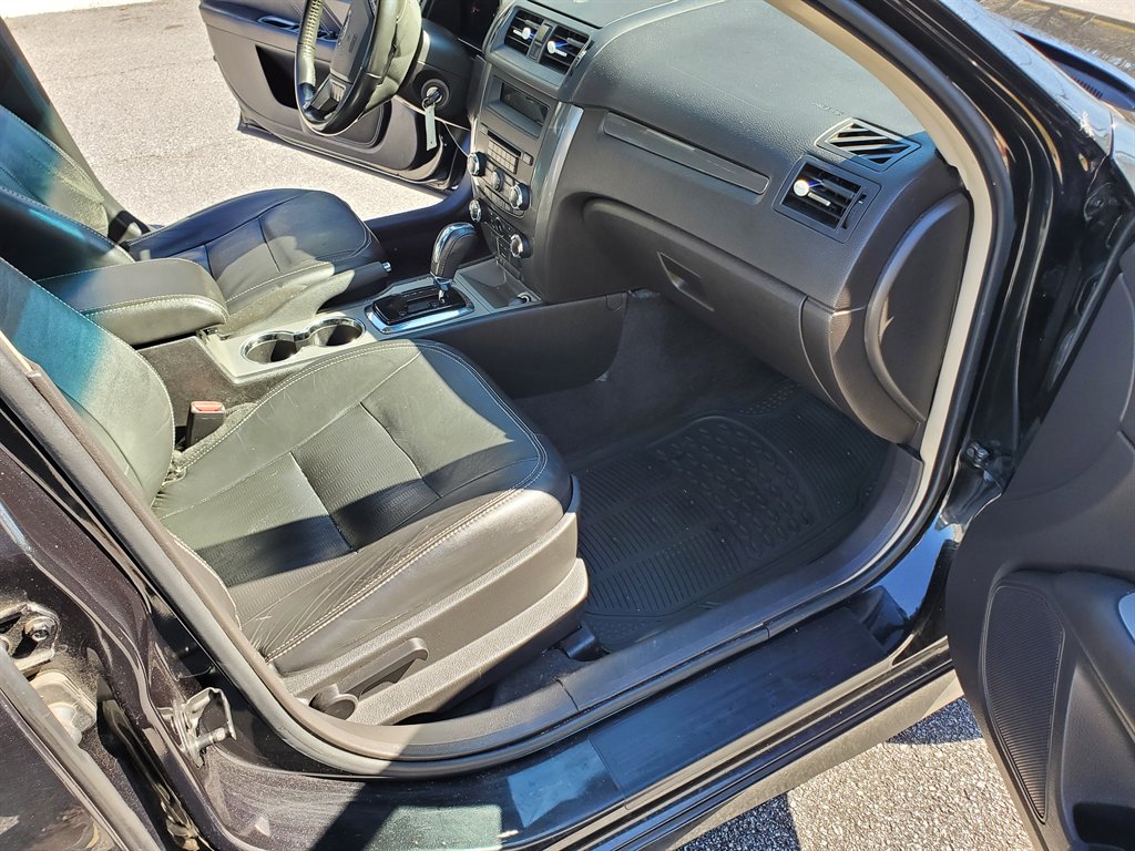 2010 Ford Fusion Sport photo