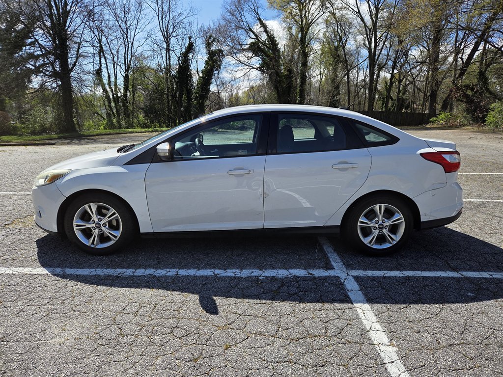 2014 Ford Focus - $3,500