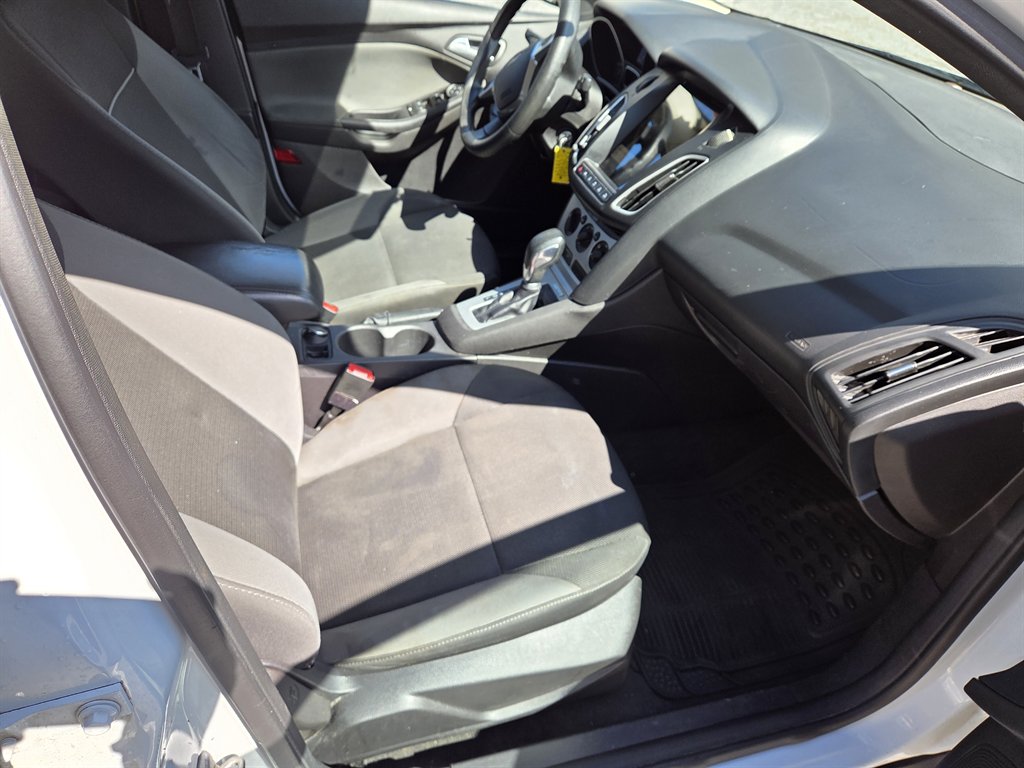 2014 Ford Focus - $3,500