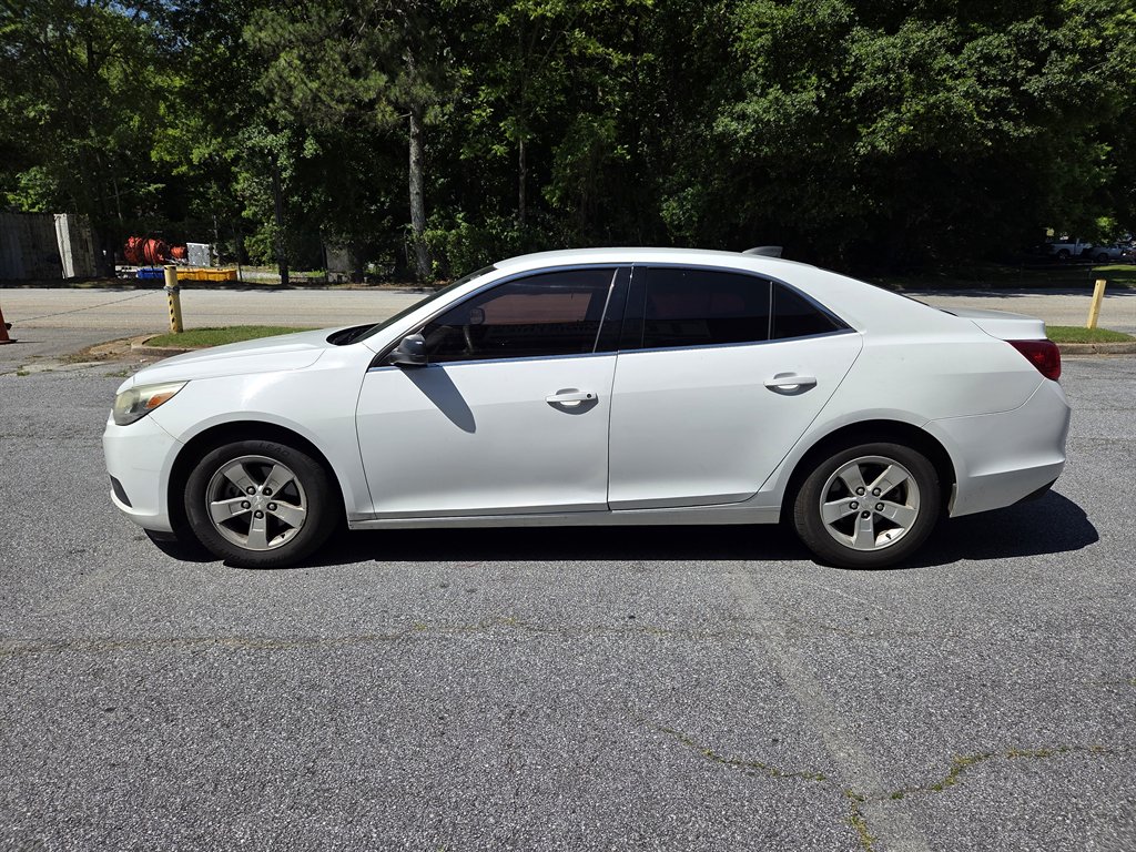 2015 Chevrolet Malibu - $6,999