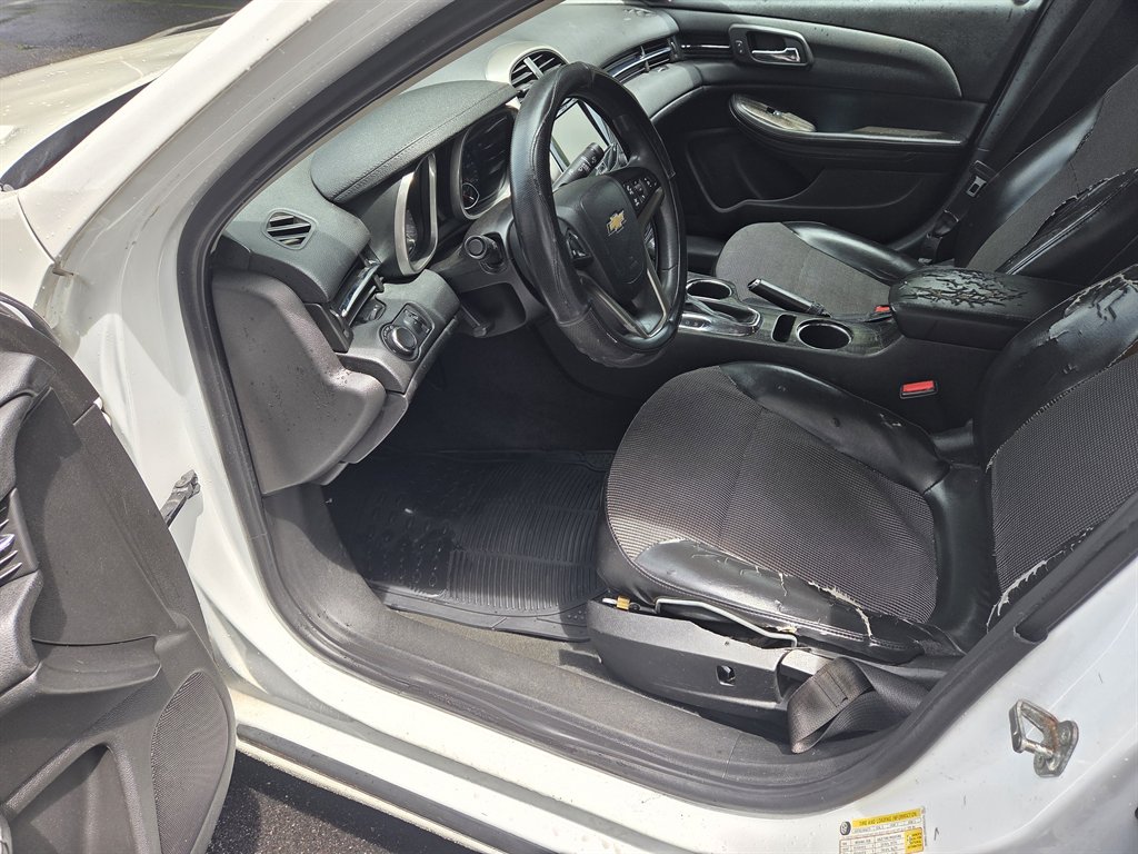 2016 Chevrolet Malibu - $3,999