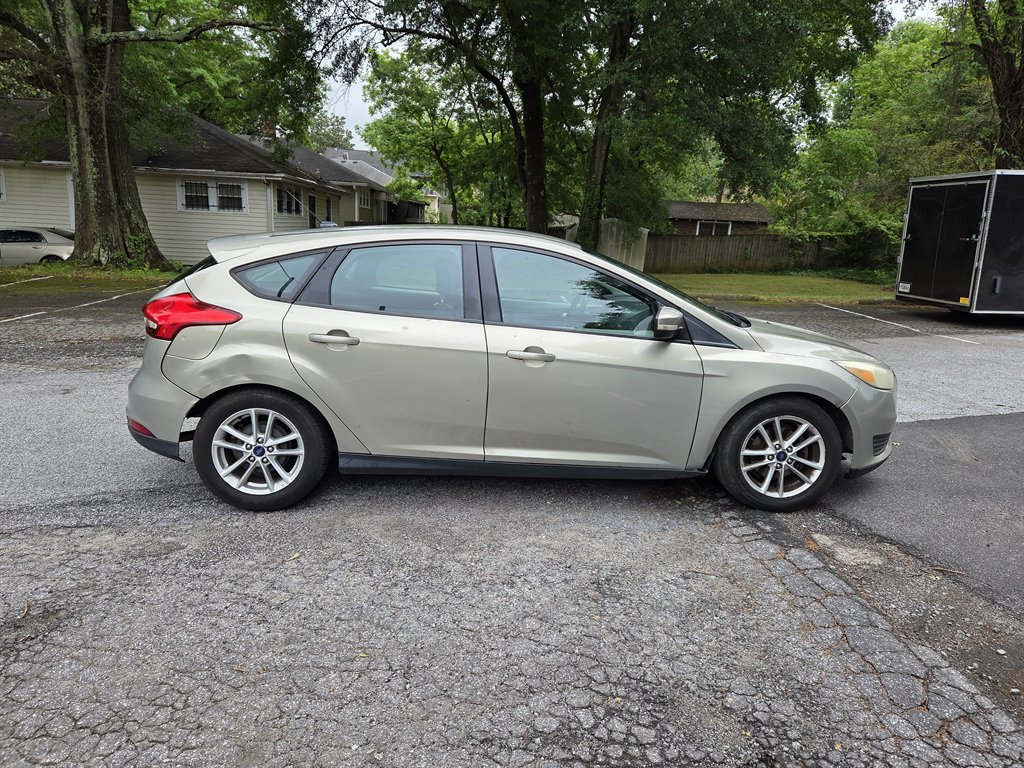 2016 Ford Focus - $2,799
