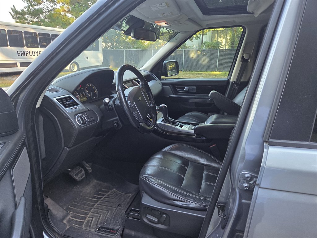 2012 Land Rover Range Rover Sport - $6,999