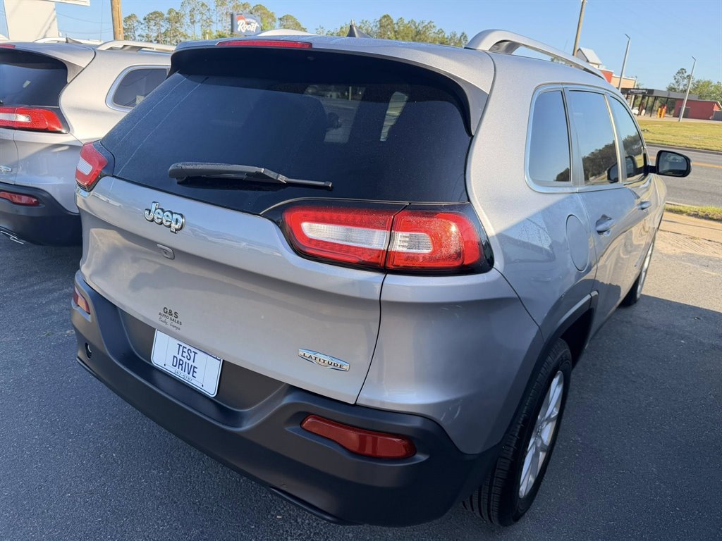2017 Jeep Cherokee