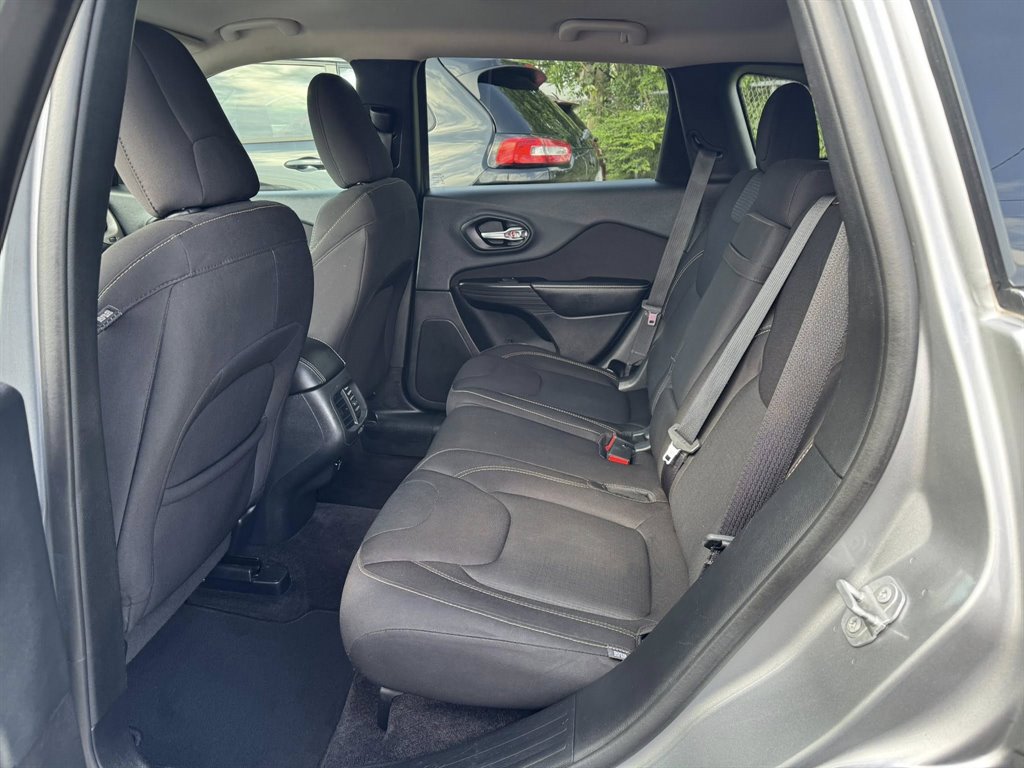 2016 Jeep Cherokee