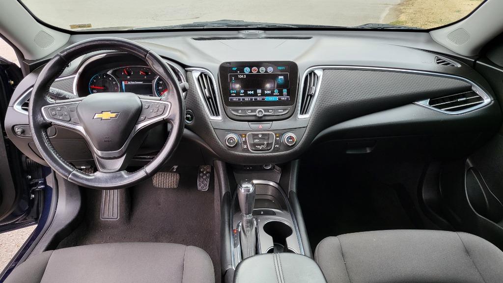 2018 Chevrolet Malibu LT photo
