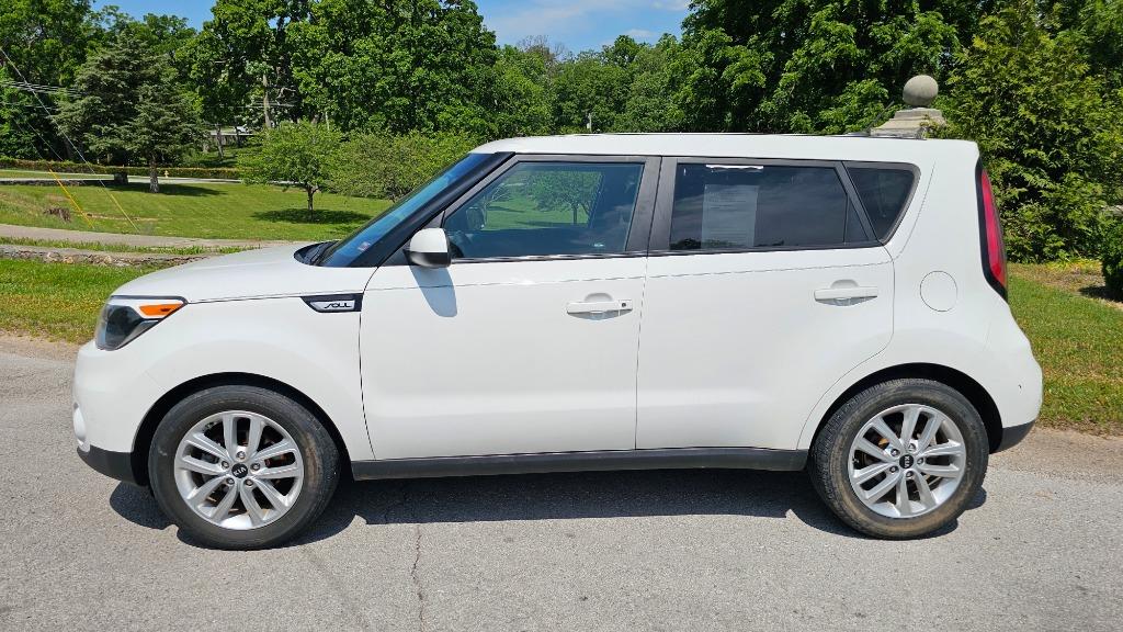 2017 Kia Soul + photo