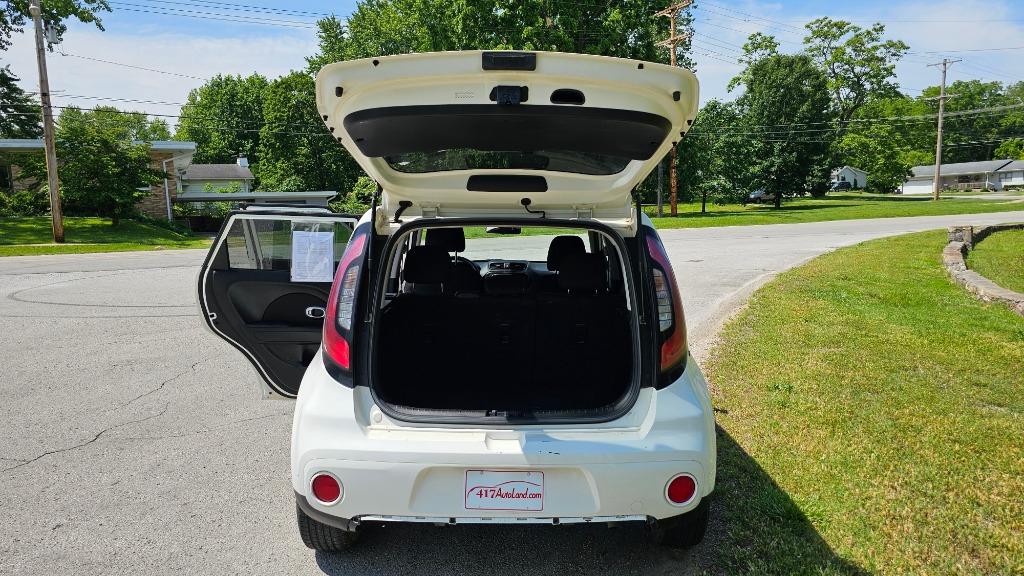 2017 Kia Soul + photo