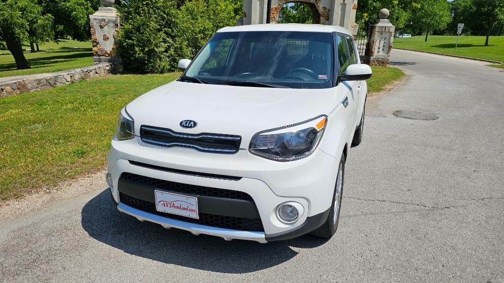 2017 Kia Soul + photo