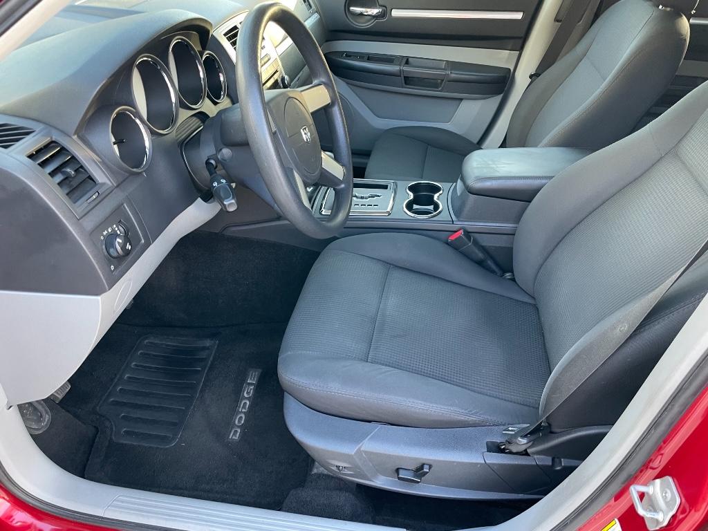 2008 Dodge Magnum SXT photo