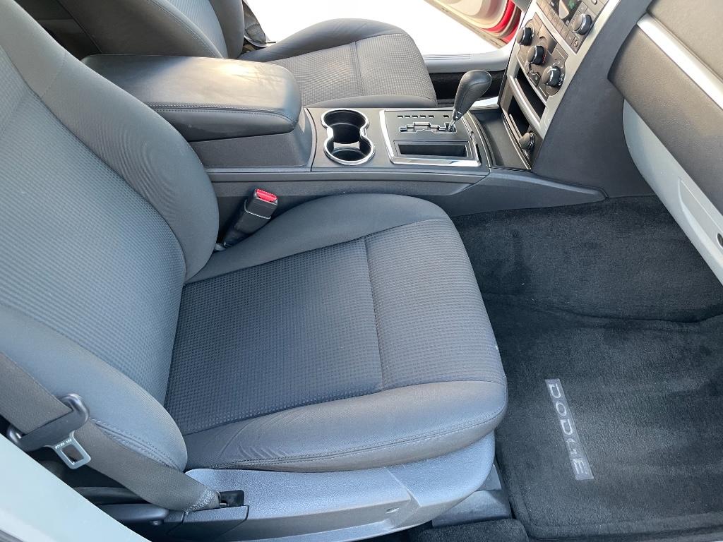 2008 Dodge Magnum SXT photo