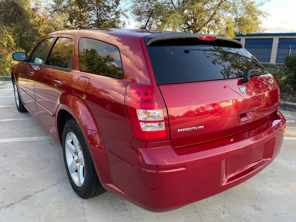 2008 Dodge Magnum SXT photo