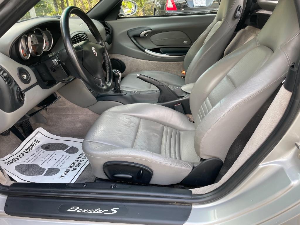 2001 Porsche Boxster S photo
