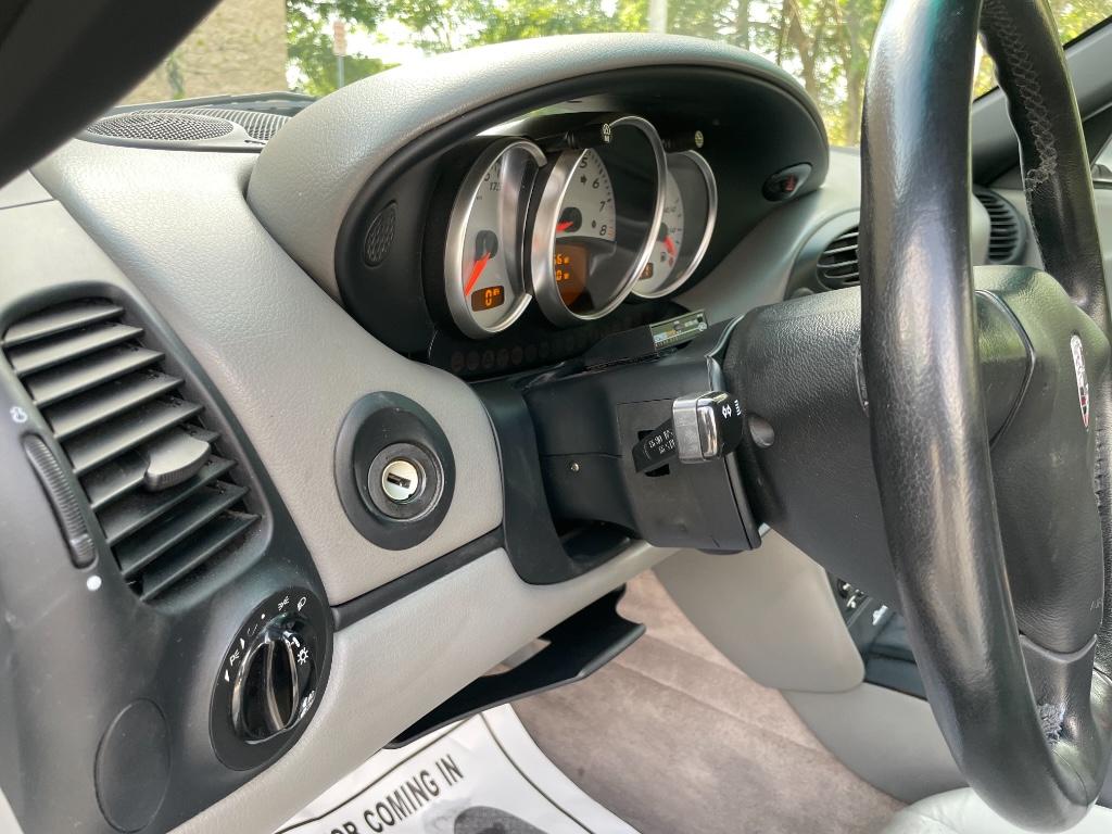 2001 Porsche Boxster S photo