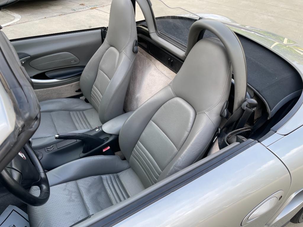2001 Porsche Boxster S photo
