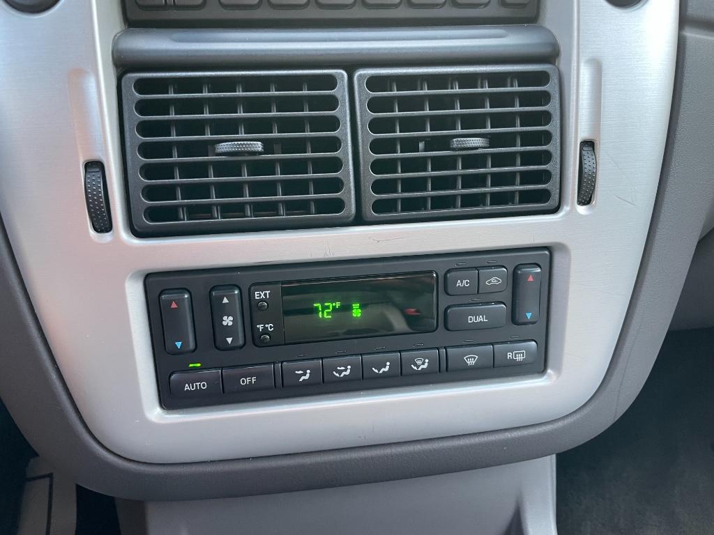 2002 Mercury Mountaineer photo