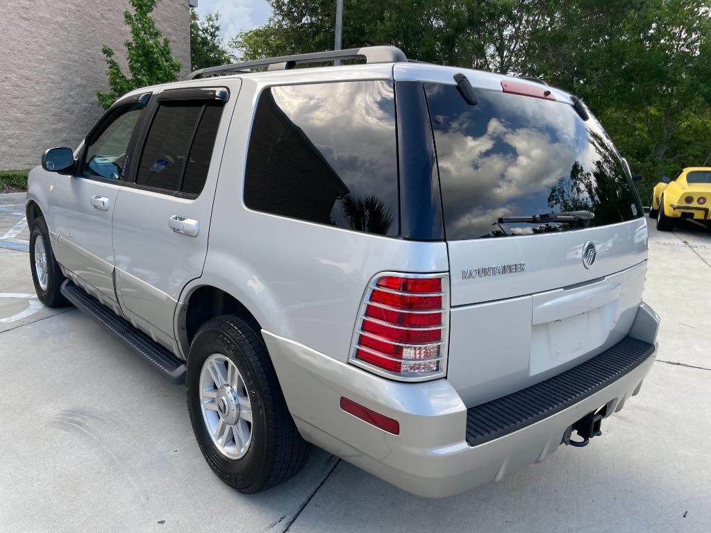 2002 Mercury Mountaineer photo