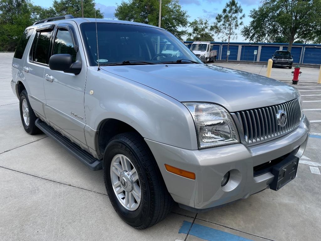 2002 Mercury Mountaineer photo