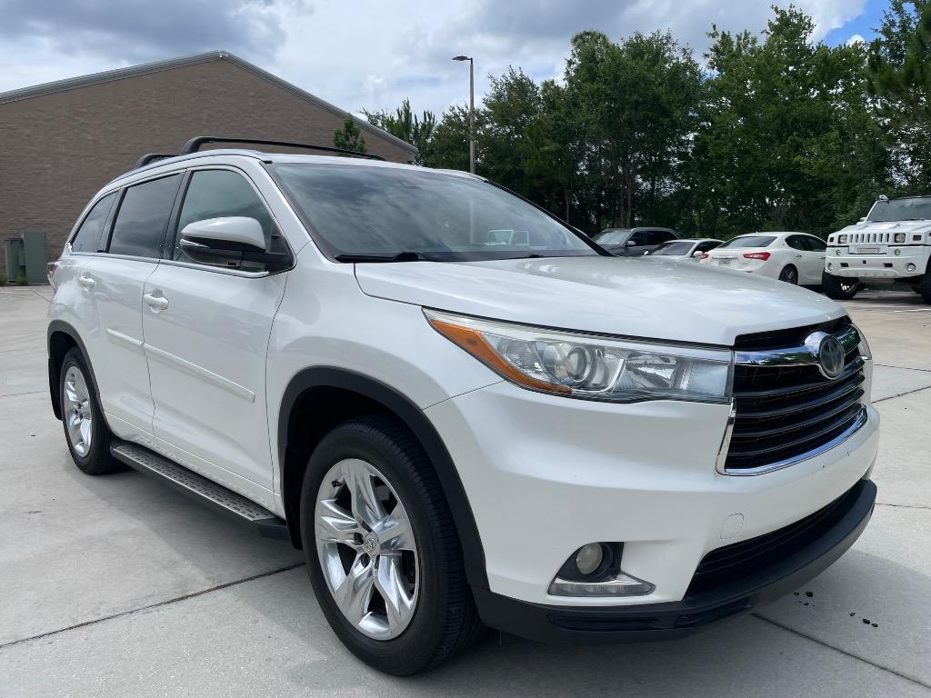 2015 Toyota Highlander - $26,395