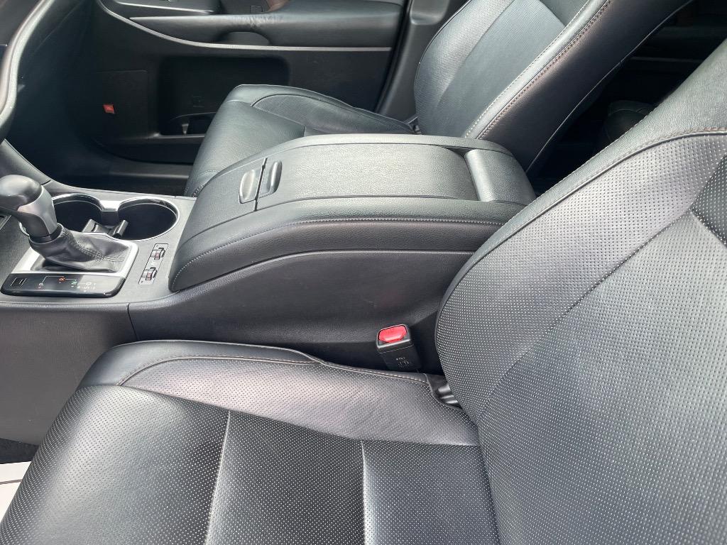 2015 Toyota Highlander - $26,395